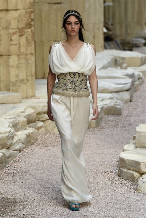 chanel cruise show may 2018|chanel cruise ancient greece pictures.